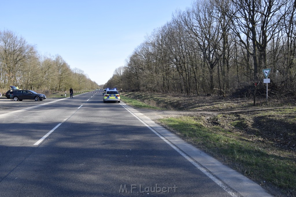 Schwerer VU Krad Fahrrad Koeln Porz Alte Koelnerstr P137.JPG - Miklos Laubert